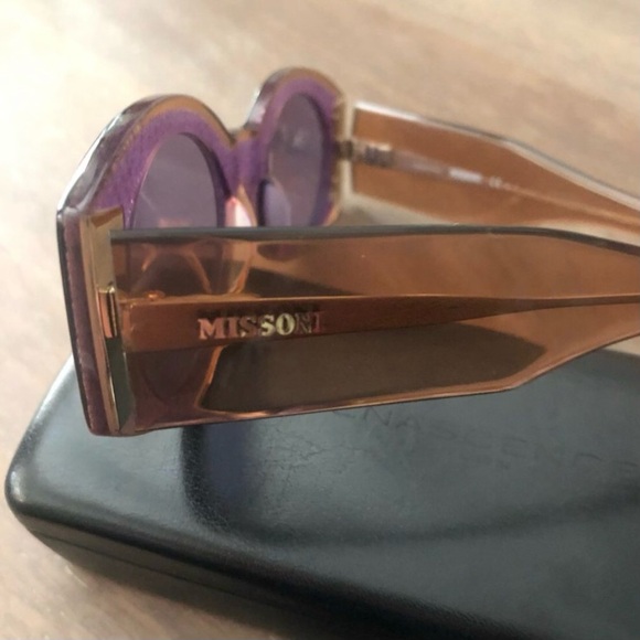 Missoni Sunglass (Brand New -never worn) - Picture 3 of 3